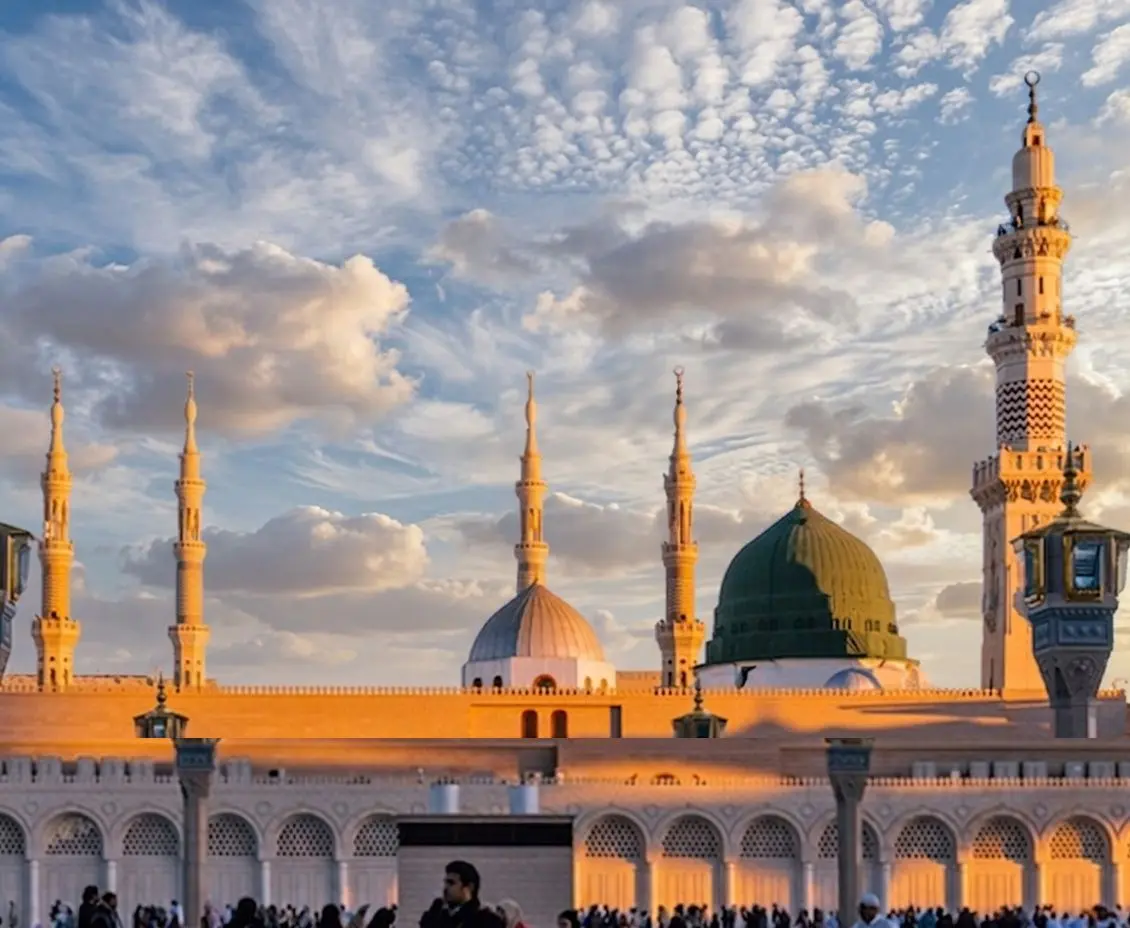 Standard 4-star hotel Umrah package with luxury lodging options in Makkah and Madinah - Huute Travel and Cargo complete guided tour